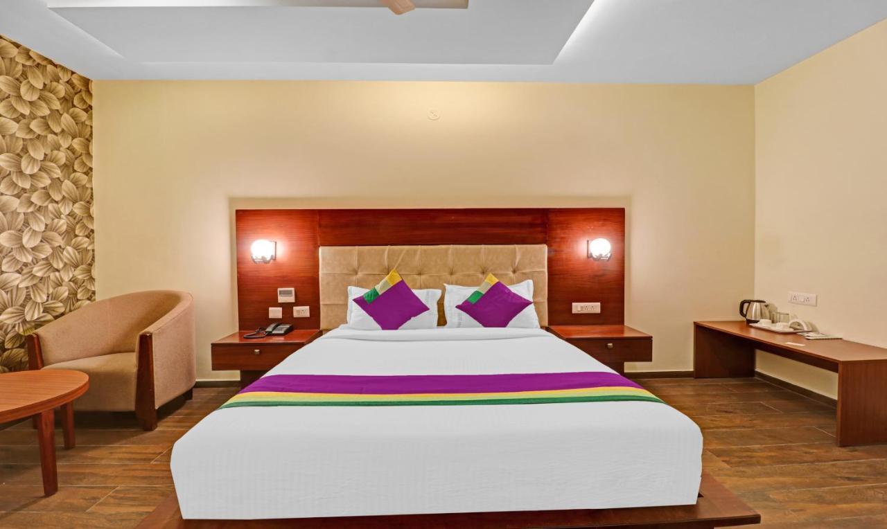 Treebo Premium Runway Suites, Marathahalli Bangalore Exterior foto